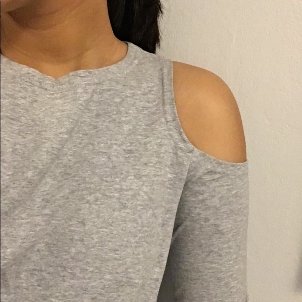 Cold shoulder top